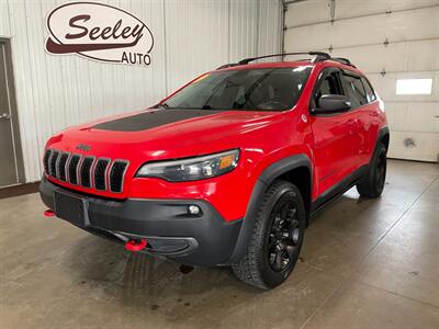 2019 Jeep Cherokee Trailhawk - Photo 2 - Saint Louis, MI 48880-9800