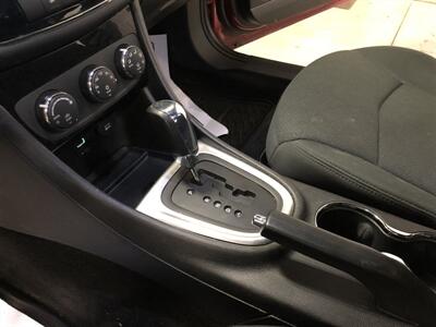 2011 Chrysler 200 Touring   - Photo 11 - Saint Louis, MI 48880-9800