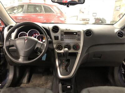 2009 Pontiac Vibe 1.8L   - Photo 8 - Saint Louis, MI 48880-9800