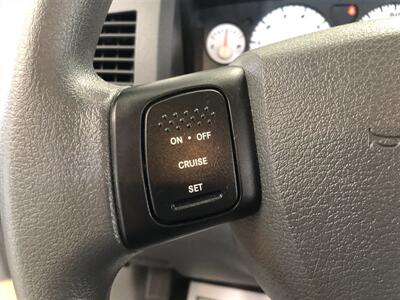 2008 Dodge Ram 1500 SXT   - Photo 10 - Saint Louis, MI 48880-9800
