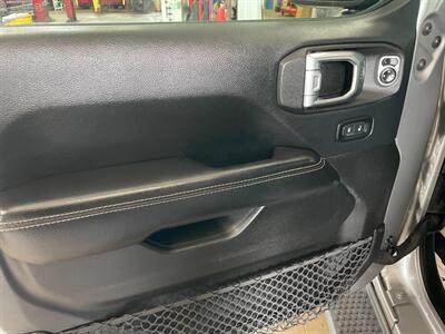 2018 Jeep Wrangler Sahara - Photo 29 - Saint Louis, MI 48880-9800