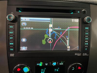 2012 Chevrolet Suburban LT - Photo 15 - Saint Louis, MI 48880-9800