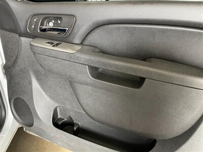 2012 Chevrolet Suburban LT - Photo 26 - Saint Louis, MI 48880-9800