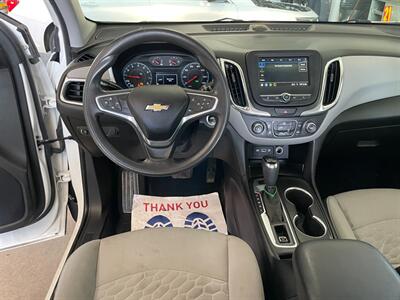 2019 Chevrolet Equinox LS   - Photo 9 - Saint Louis, MI 48880-9800