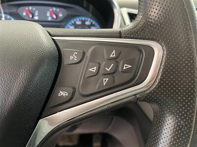 2019 Chevrolet Equinox LS   - Photo 12 - Saint Louis, MI 48880-9800