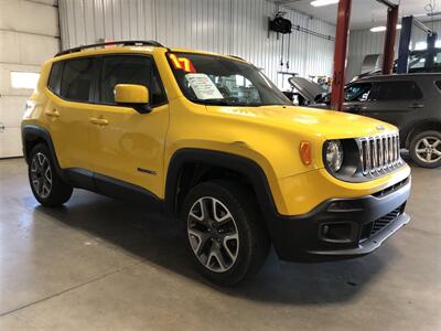 2017 Jeep Renegade Latitude   - Photo 5 - Saint Louis, MI 48880-9800