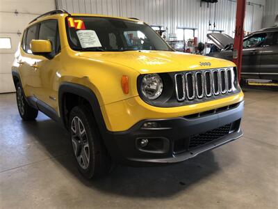 2017 Jeep Renegade Latitude   - Photo 4 - Saint Louis, MI 48880-9800