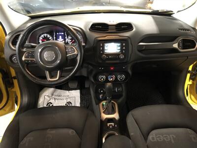 2017 Jeep Renegade Latitude   - Photo 7 - Saint Louis, MI 48880-9800