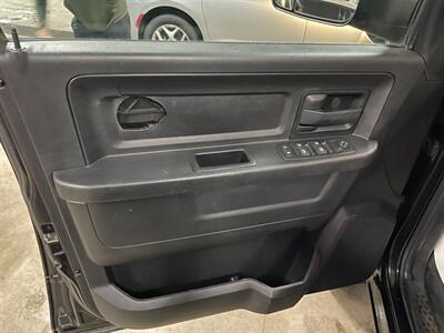 2015 RAM 3500 Tradesman   - Photo 19 - Saint Louis, MI 48880-9800