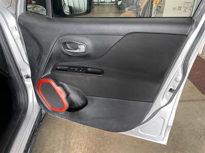 2018 Jeep Renegade Sport - Photo 19 - Saint Louis, MI 48880-9800