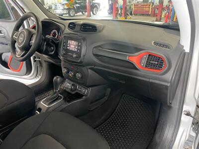 2018 Jeep Renegade Sport - Photo 18 - Saint Louis, MI 48880-9800
