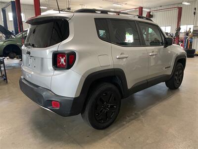 2018 Jeep Renegade Sport - Photo 6 - Saint Louis, MI 48880-9800