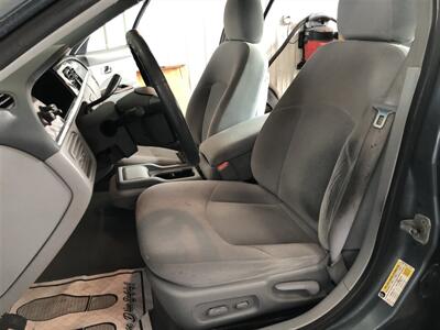 2007 Buick LaCrosse CX   - Photo 13 - Saint Louis, MI 48880-9800