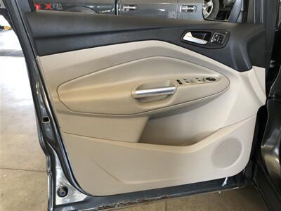 2015 Ford Escape Titanium   - Photo 24 - Saint Louis, MI 48880-9800