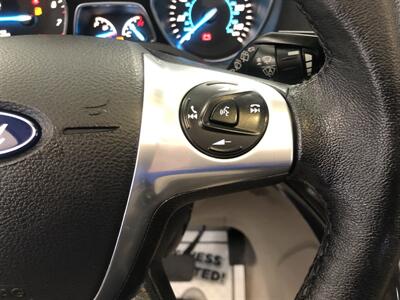 2015 Ford Escape Titanium   - Photo 12 - Saint Louis, MI 48880-9800