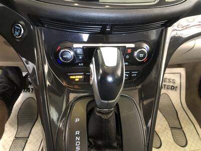 2015 Ford Escape Titanium   - Photo 13 - Saint Louis, MI 48880-9800