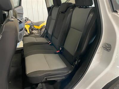 2018 Ford Escape SE   - Photo 16 - Saint Louis, MI 48880-9800