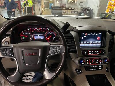 2016 GMC Yukon XL SLT   - Photo 7 - Saint Louis, MI 48880-9800