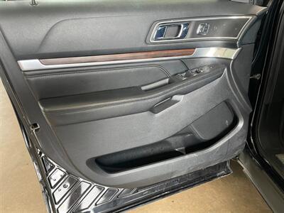 2016 Ford Explorer Limited   - Photo 21 - Saint Louis, MI 48880-9800