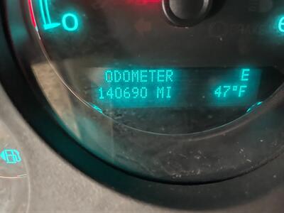 2009 Chevrolet Tahoe LT   - Photo 9 - Saint Louis, MI 48880-9800