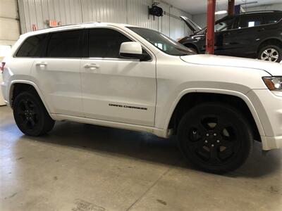2015 Jeep Grand Cherokee Altitude   - Photo 4 - Saint Louis, MI 48880-9800