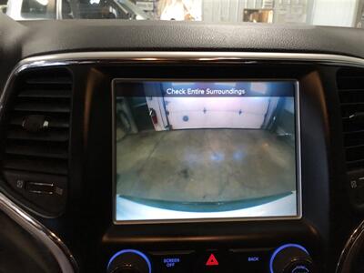 2015 Jeep Grand Cherokee Altitude   - Photo 12 - Saint Louis, MI 48880-9800