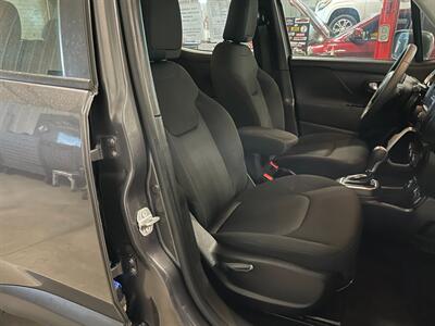 2020 Jeep Renegade Sport   - Photo 19 - Saint Louis, MI 48880-9800