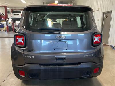 2020 Jeep Renegade Sport   - Photo 7 - Saint Louis, MI 48880-9800