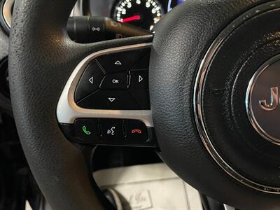 2020 Jeep Renegade Sport   - Photo 10 - Saint Louis, MI 48880-9800