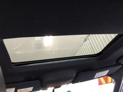 2017 Ford Explorer XLT   - Photo 19 - Saint Louis, MI 48880-9800
