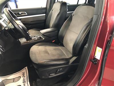 2017 Ford Explorer XLT   - Photo 16 - Saint Louis, MI 48880-9800