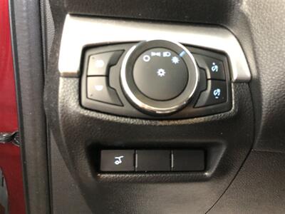 2017 Ford Explorer XLT   - Photo 11 - Saint Louis, MI 48880-9800