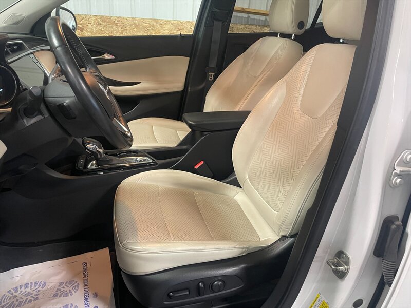 2020 Buick Encore GX Essence - Photo 15 - Saint Louis, MI 48880-9800