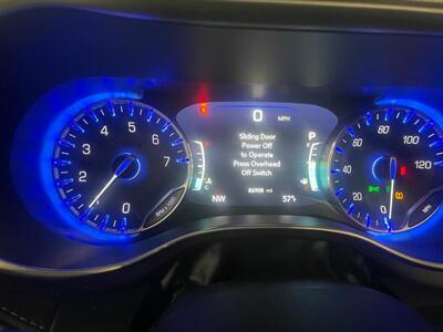 2018 Chrysler Pacifica Limited - Photo 13 - Saint Louis, MI 48880-9800