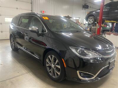 2018 Chrysler Pacifica Limited - Photo 5 - Saint Louis, MI 48880-9800
