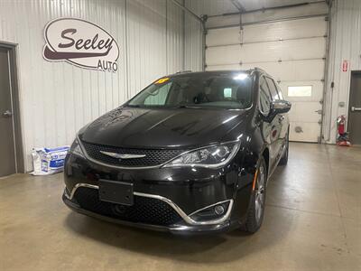 2018 Chrysler Pacifica Limited - Photo 3 - Saint Louis, MI 48880-9800