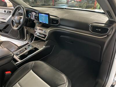 2022 Ford Explorer XLT   - Photo 20 - Saint Louis, MI 48880-9800