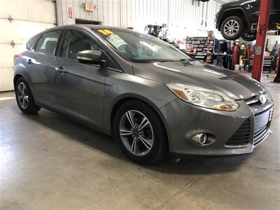 2014 Ford Focus SE   - Photo 5 - Saint Louis, MI 48880-9800