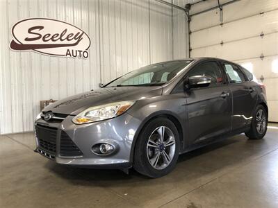 2014 Ford Focus SE   - Photo 1 - Saint Louis, MI 48880-9800