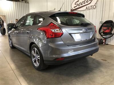 2014 Ford Focus SE   - Photo 3 - Saint Louis, MI 48880-9800