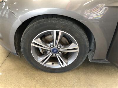 2014 Ford Focus SE   - Photo 18 - Saint Louis, MI 48880-9800