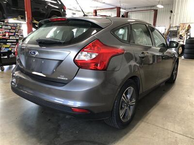 2014 Ford Focus SE   - Photo 6 - Saint Louis, MI 48880-9800