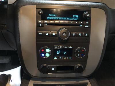 2010 GMC Sierra 1500 SLT   - Photo 9 - Saint Louis, MI 48880-9800