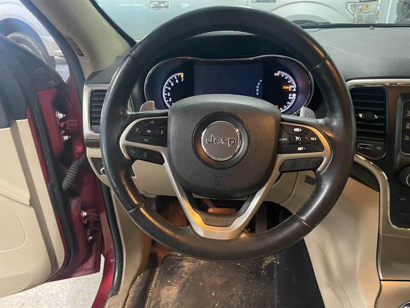 2015 Jeep Grand Cherokee Laredo - Photo 8 - Saint Louis, MI 48880-9800
