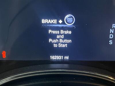 2015 Jeep Grand Cherokee Laredo - Photo 12 - Saint Louis, MI 48880-9800