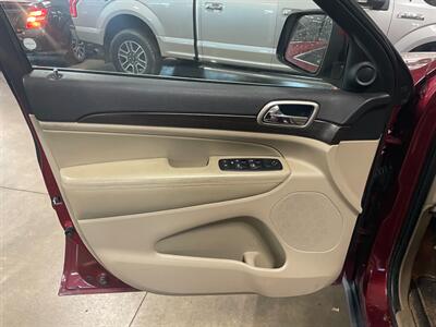 2015 Jeep Grand Cherokee Laredo - Photo 18 - Saint Louis, MI 48880-9800