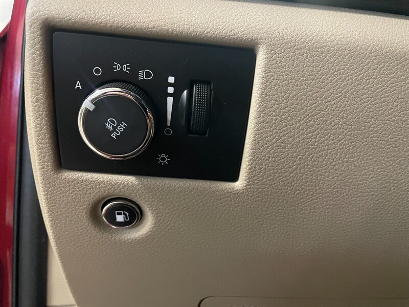 2015 Jeep Grand Cherokee Laredo - Photo 11 - Saint Louis, MI 48880-9800