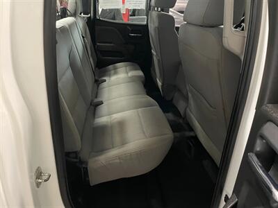 2019 Chevrolet Silverado 1500 LD Work Truck   - Photo 15 - Saint Louis, MI 48880-9800