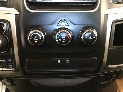 2014 RAM 1500 Big Horn   - Photo 15 - Saint Louis, MI 48880-9800