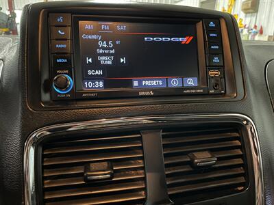 2019 Dodge Grand Caravan SXT   - Photo 13 - Saint Louis, MI 48880-9800